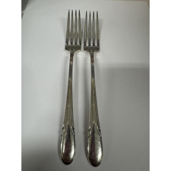 Towle Silversmiths Sterling Silver Fork Set 88.8 Grams - Beautiful Condition!