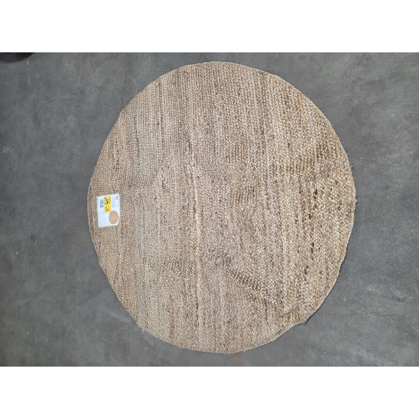 Pick Up Off Site- 115 Ely St. Alliance Oh. Beautiful 5ft Circular Area Rug
