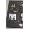 Image 3 : Assorted Fashion Earrings, Bracelets & More 