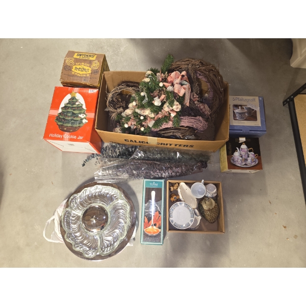*Pick Up At Mantua Home-No Shipping Available* Excellent Condition Dried Flowers, Wreaths, New In Bo