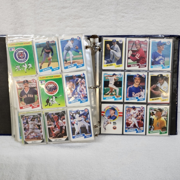 BINDER FILLED WITH HUGE TRADING CARD COLLECTION! Asstd Baseball, Basketball & Football Trading Cards