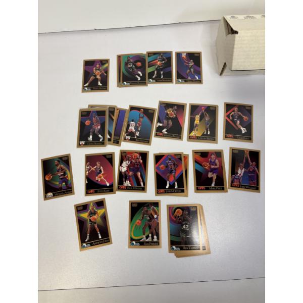 Skybox 1990-91 Basketball Cards - Box of them - Includes Cavs - Chicago Bulls - Steve Kerr 