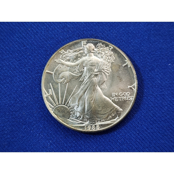 1988 Silver American Eagle - 1 Ounce .999 Fine Silver 