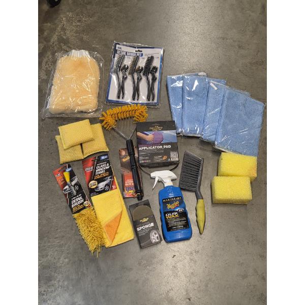New Auto Detail Items Including Sponges, Microfiber Towles, Brushes & More