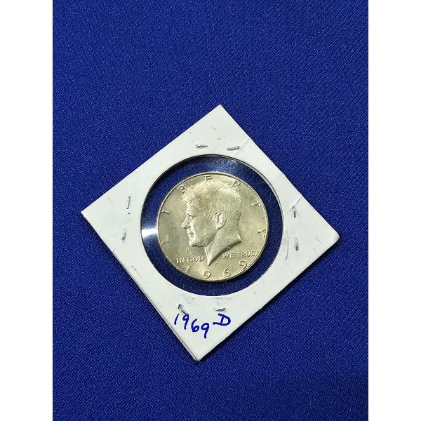 1969- D Kennedy Half Dollar - Excellent Condition!