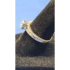 Image 4 : Women's 10K White Gold Ring With Diamonds - Size 6 - Weight: 1.9g