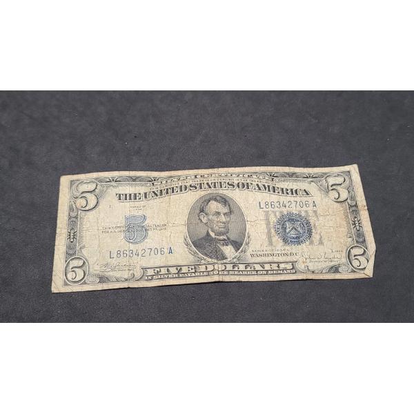 Series 1934 C $5 Blue Seal Silver Certificate With Julian & Snyder Signatures - Face Value: $5.00