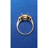 Image 5 : 14K Gold Emerald Cut Open Setting Ring With Side Diamonds - Size 5 - Weight: 2.3g