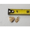 Image 3 : 14K Yellow Gold Marines Pendant and Heart Pendant TW: 2.6g