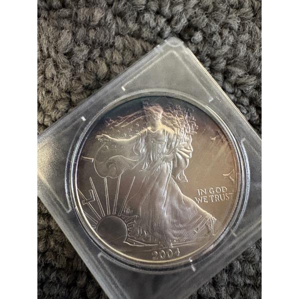 2004 United States American Silver Eagle .999 Fine Troy Ounce - Mint Condition