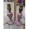 Image 3 : Rare! Pair Of Vintage Frosted Lavender Glass 11'' Pull Chain Bedside Table Electric Lamps 