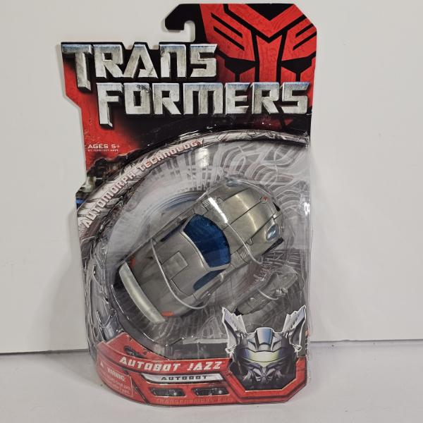 Hasbro Transformers 2007 Movie Deluxe Class Autobot Jazz Action Figure