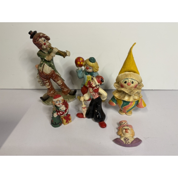 Assorted Clown Figurines - 5 Total
