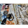 Image 7 : Large Assortment of Costume Jewelry Over 100 Pieces - Including Cosmetic Bag and Jewelry Box