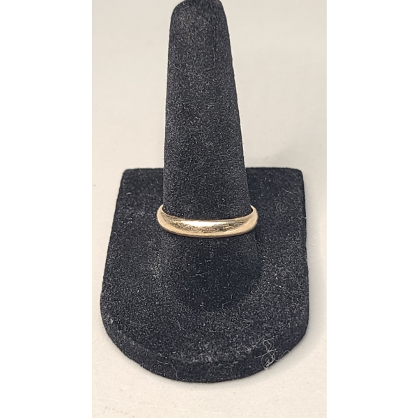 14K Yellow Gold Wedding Band - Size 8 - Weight: 2.8g