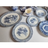Image 2 : Huge Lot of Vintage Woods Ware Wood & Sons England Blue & White China Dishes