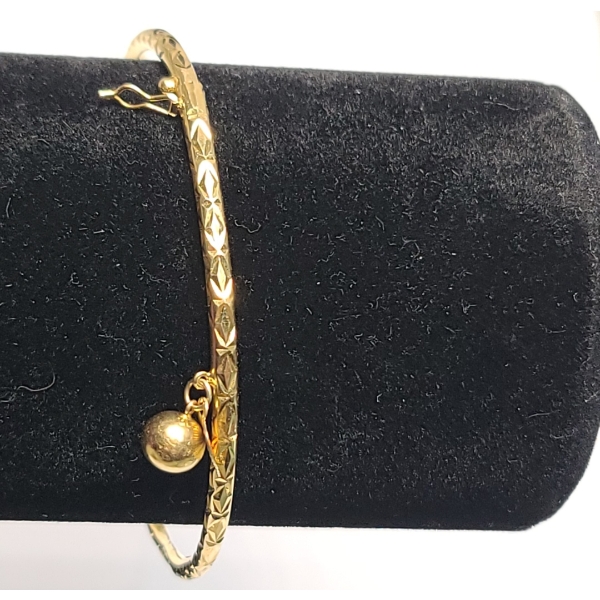 10K Yellow Gold Hinged Bangle Bracelet (Damaged) - Weight: 3.6g