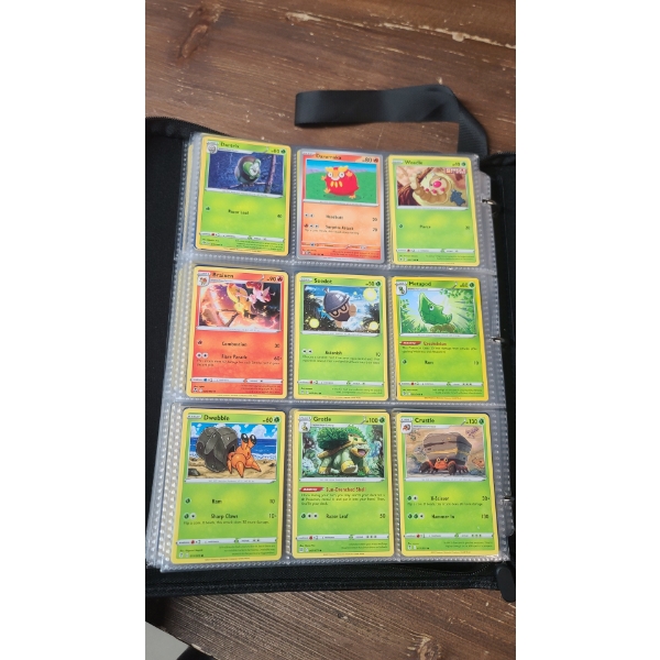 Binder Of 684 Basic & Holo Pokémon Cards