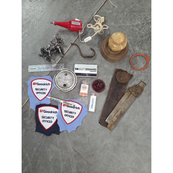 Neat Vintage Collectables Group