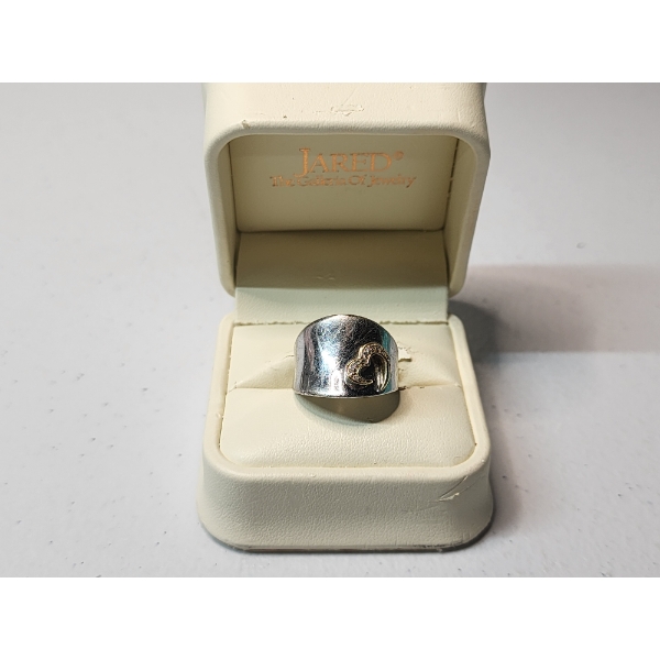 14K Gold & Sterling Silver Ring w/ Heart Detail - Size 7 - TW: 8.3g