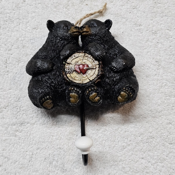NEW IN BOX Adorable Whimsical Black Bear Couple Kissing Wall Hook