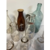 Image 3 : Miscellaneous Glassware - Set of 14 Glass containers - Includes milk bottles - H.E. Johnson bottle 