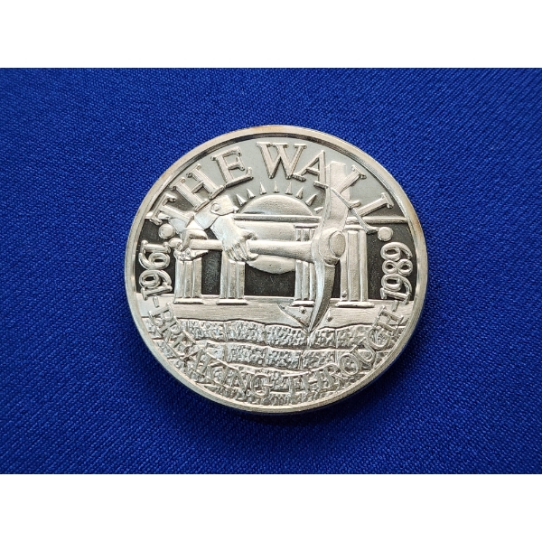 3oz Fine Silver Round - "The Wall" Berlin Germany Commemorative Medallion