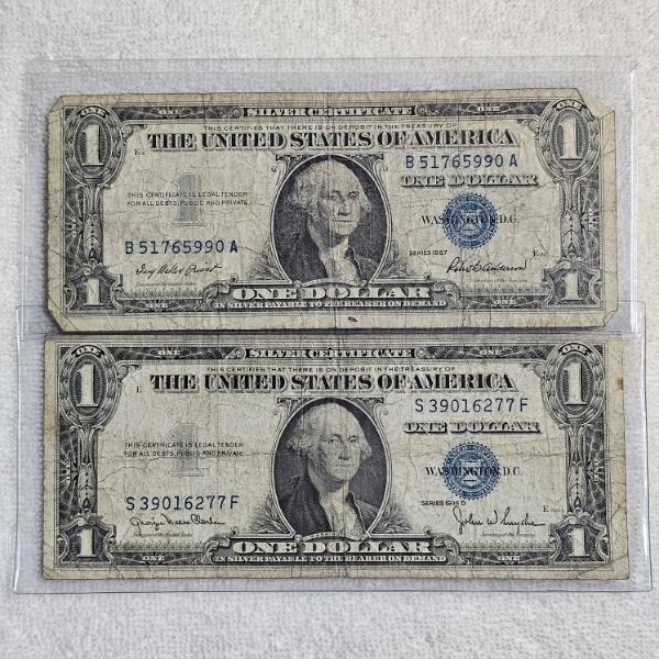 Two Vintage United States One-Dollar Silver Certificates FV: $2.00