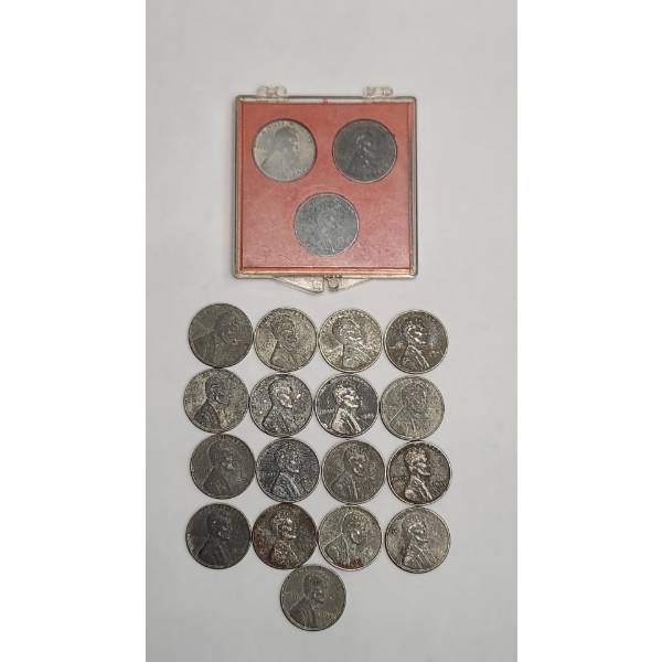 (20) 1943/1943-S Steel Lincoln Wheat Cents With Display Case - Face Value: $0.20