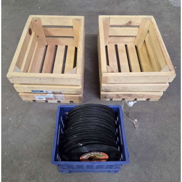 Pick Up Off Site-115 Ely St. Alliance Oh.- Vintage 45's & Wood Crates