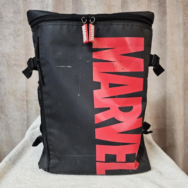 AMAZING BACKPACK!!! Marvel Black Square Top Laptop Box Backpack (17x11")
