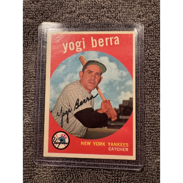 1959 Topps Yogi Berra Baseball Card - Mint Condition