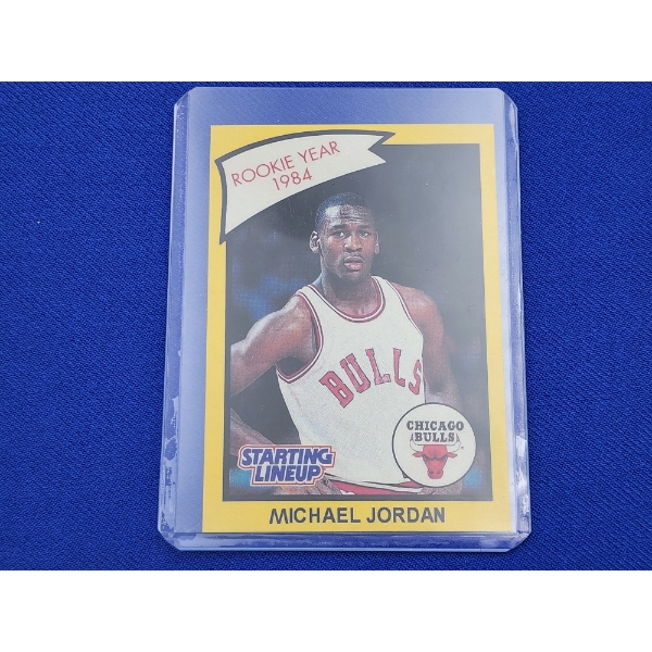 1990 Kenner Starting Lineup MICHAEL JORDAN Basketball Card In Protective Sleeve