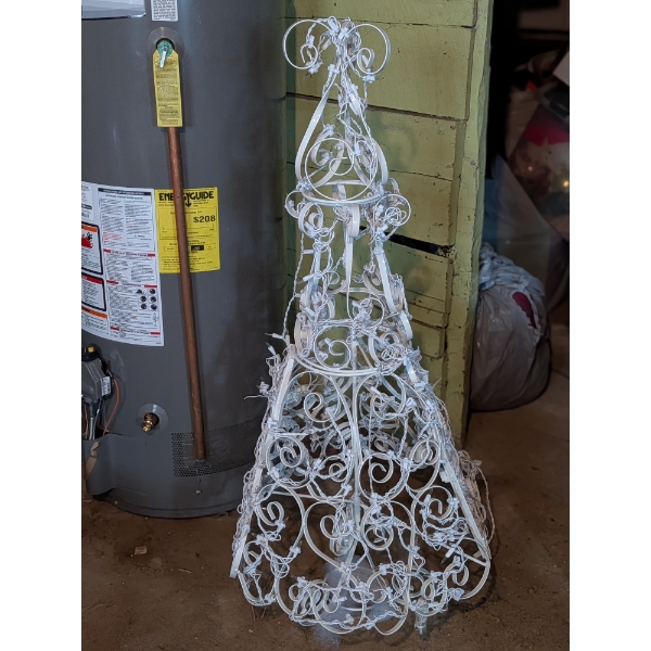 Gorgeous 4.5ft White Metal Lighted Tree 