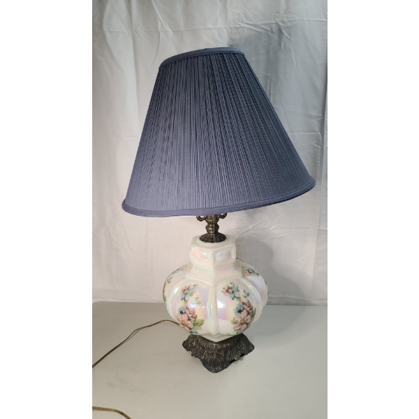 Vintage White Iridescent Glass Bubble Table Lamp - See Description 