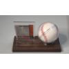 Image 4 : Brooks Robinson Autographed Rawlings Baseball With 2000 Upper Deck Baseball Card In Display Stand 