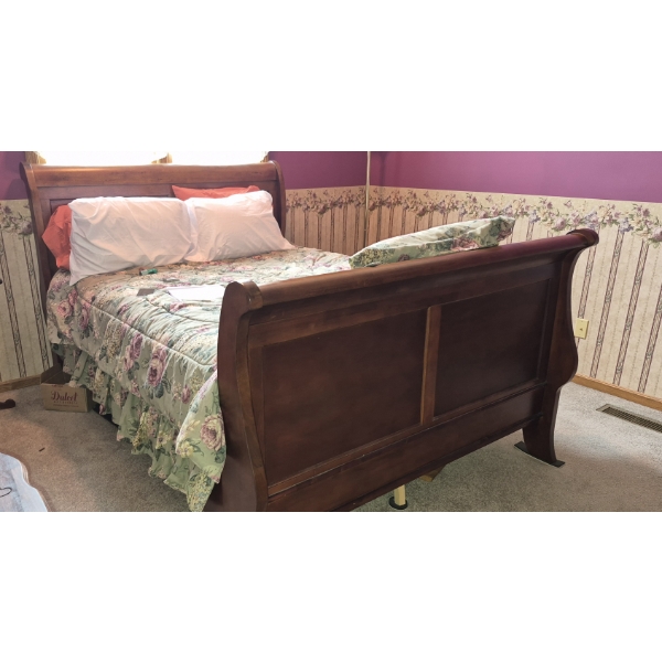 Louisville Home Pickup - Superb "QUEEN" Size "Sleigh Bed"  See Pictures- Complete As Shown 