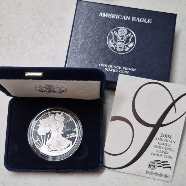 2008 W (West Point Mint) United States Silver .999 1 Oz Eagle Proof w case
