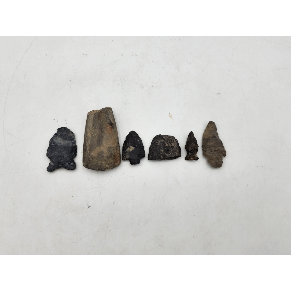Assorted Arrowheads