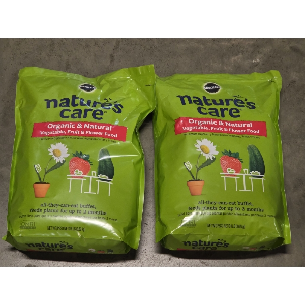 Two New 8 Pound Bags Of Miracle Grow Organic Fruit & Flower Food 
