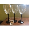 Image 1 : 3 wine Glasses & Family Guy Shot Glass