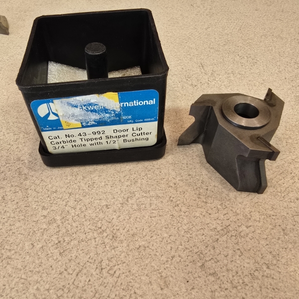 Delta Wedge Groove - Shaper Bit
