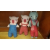 Image 1 : Three Little Pigs - Oops, One Already Gone - But The Wolf Is There - Cloth Dolls - Exc Vintage Lot