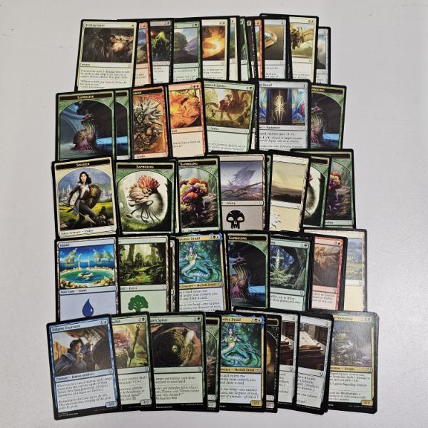 Over 100 Assorted MTG Magic The Gathering Trading Cards ~ Mostly From the Dominaria Set