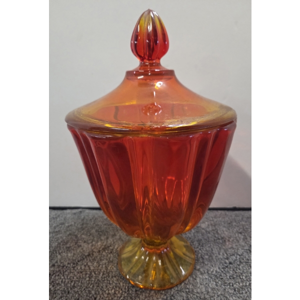Stunning Vintage Amberina 11''x5'' Candy Dish With Lid