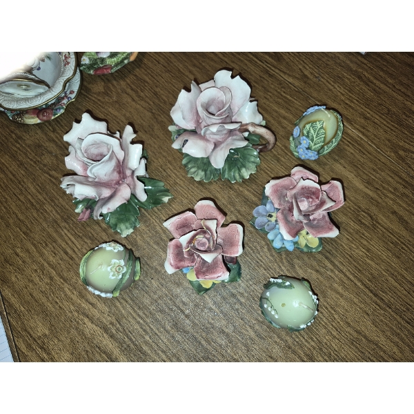 4 Pc Capodiamonte Collection - 1 Piece has chip off one of the petals - As Is