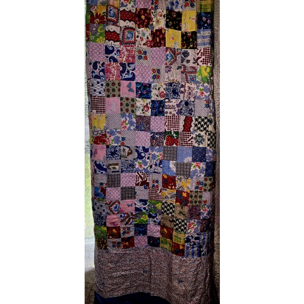 Handmade Patchwork Quilt - Approx 82"x55"