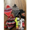 Image 1 : Hats - Thermal Gloves - Socks - 3 Winter Hats - Fruit of the Loom Socks - Thermal Gloves Black