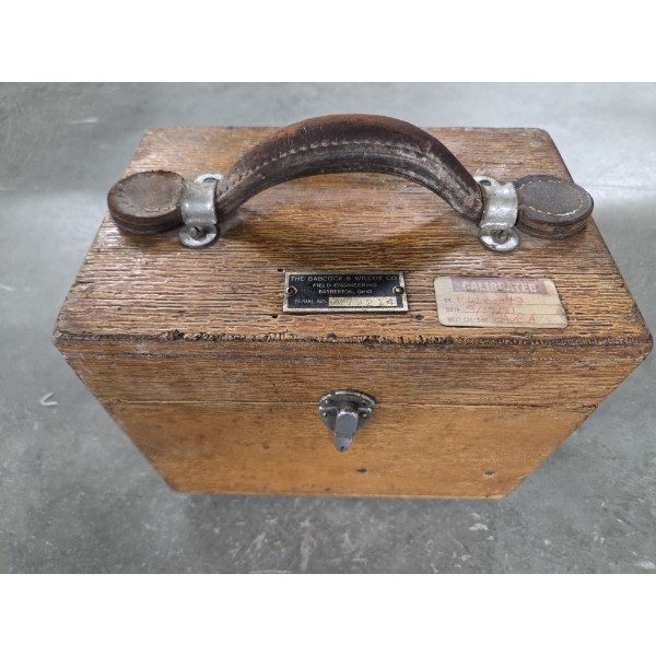 Vintage Potentiometer Indicator In Wood Box 