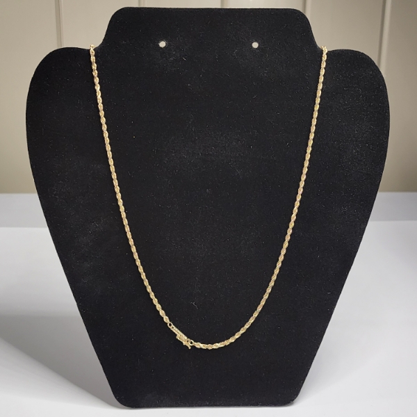 Classic 10K Yellow Gold Twist Chain Necklace 20" - Total Weight: 8.3g